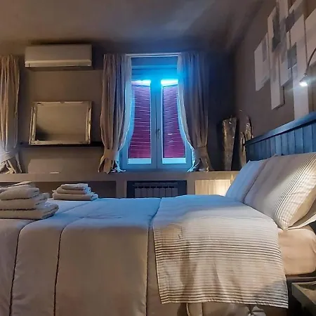 Gondola Azzurra * צ'יביטאנובה מארקה