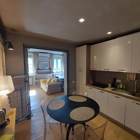 Gondola Azzurra * צ'יביטאנובה מארקה