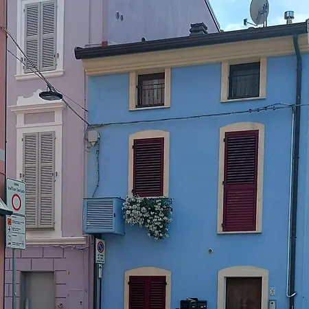 Gondola Azzurra * צ'יביטאנובה מארקה