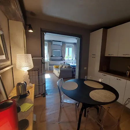 Gondola Azzurra * צ'יביטאנובה מארקה